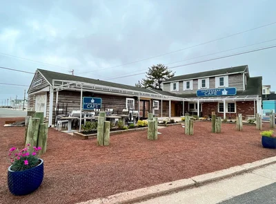 Shore Break Cafe